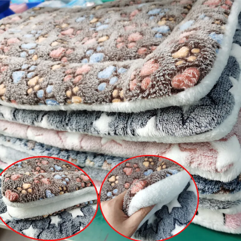 Best Dog Cat Soft Fleece Blanket Comfiest Bed Thickened Pad Mat Blanket