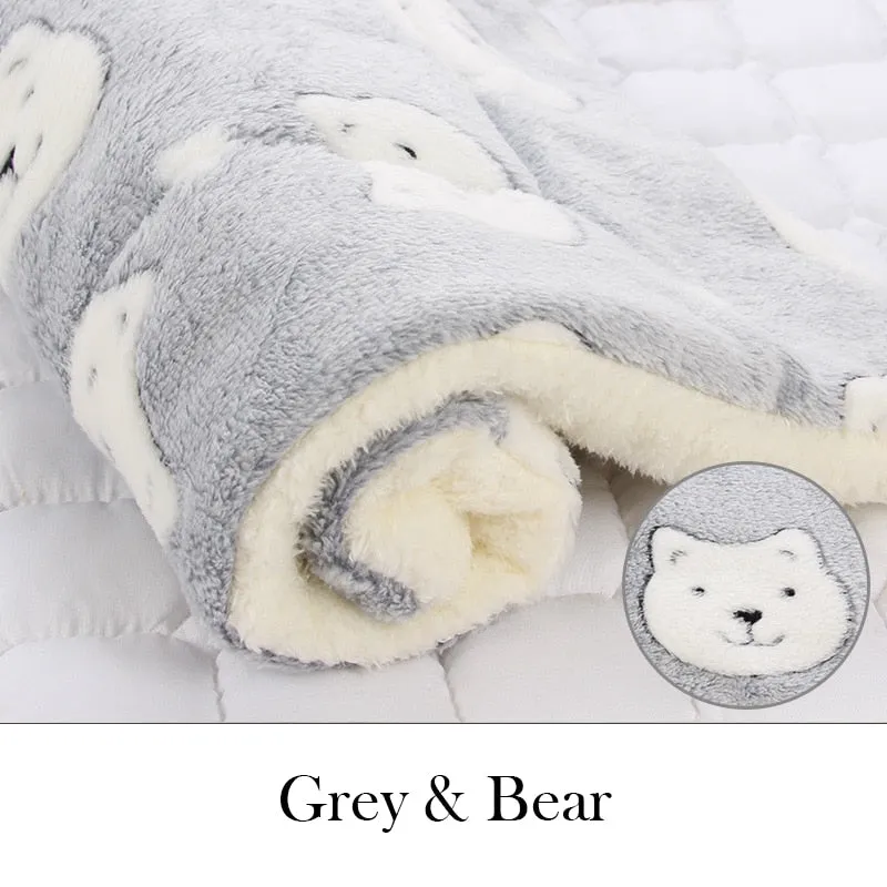 Best Dog Cat Soft Fleece Blanket Comfiest Bed Thickened Pad Mat Blanket